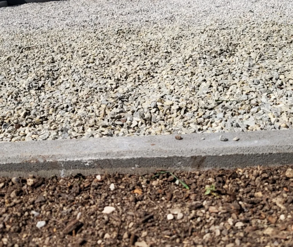 Kiesbett Vorbereitung für Terrasse